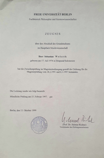 Academic certificate from Freie Universität Berlin documenting Bastian Lee Jones’s musicology studies.